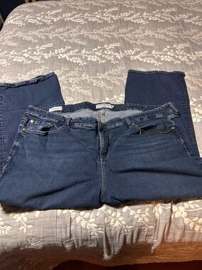 Classic Women's Dark Blue Slim bootcut Jeans 26s